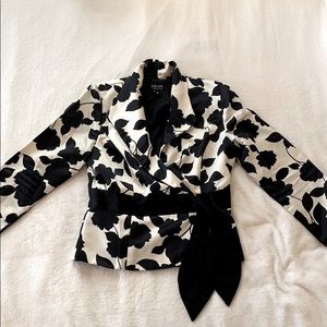 Black and White Floral Silk blazer